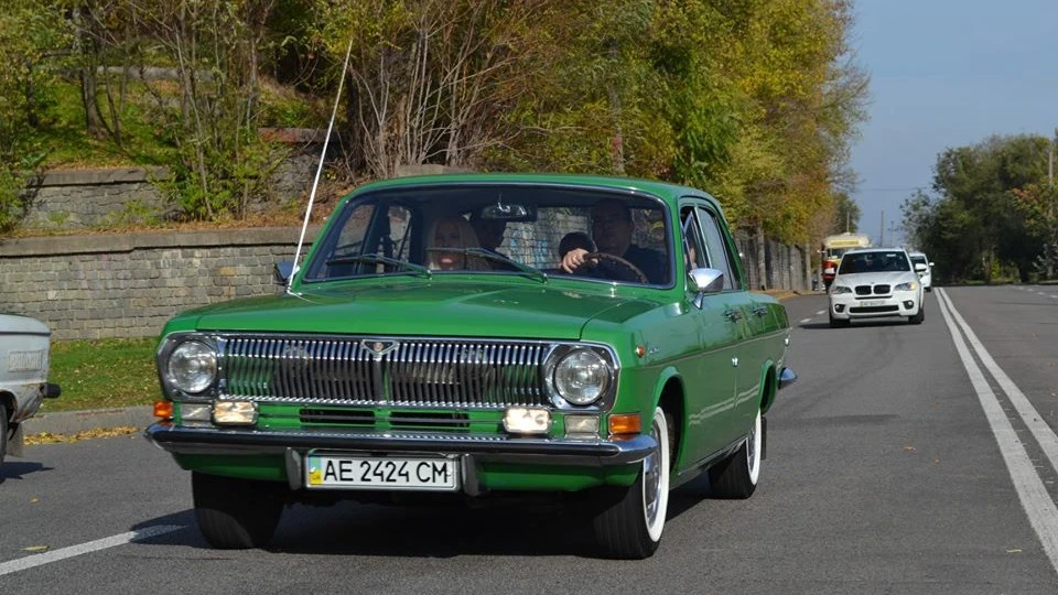 ГАЗ 24 Іграшка 3
