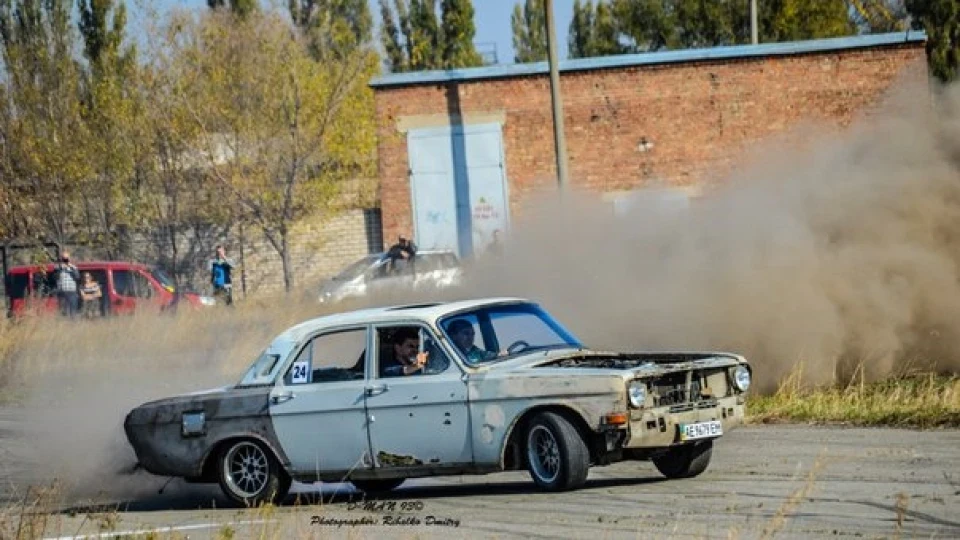 ГАЗ 24 на базі БМВ 2