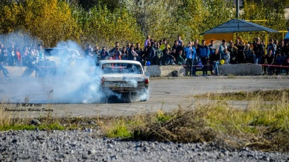 ГАЗ 24 на базі БМВ 3