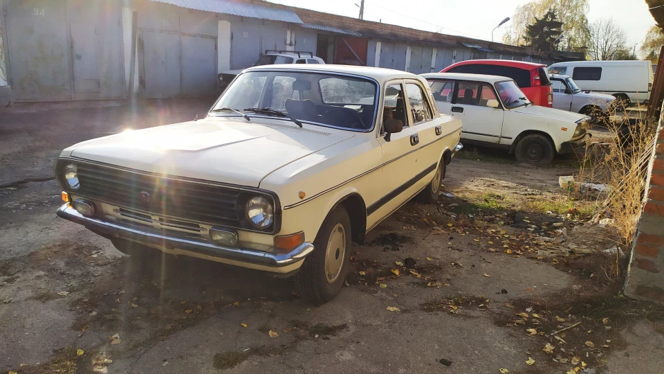 ГАЗ 24 листопада 4