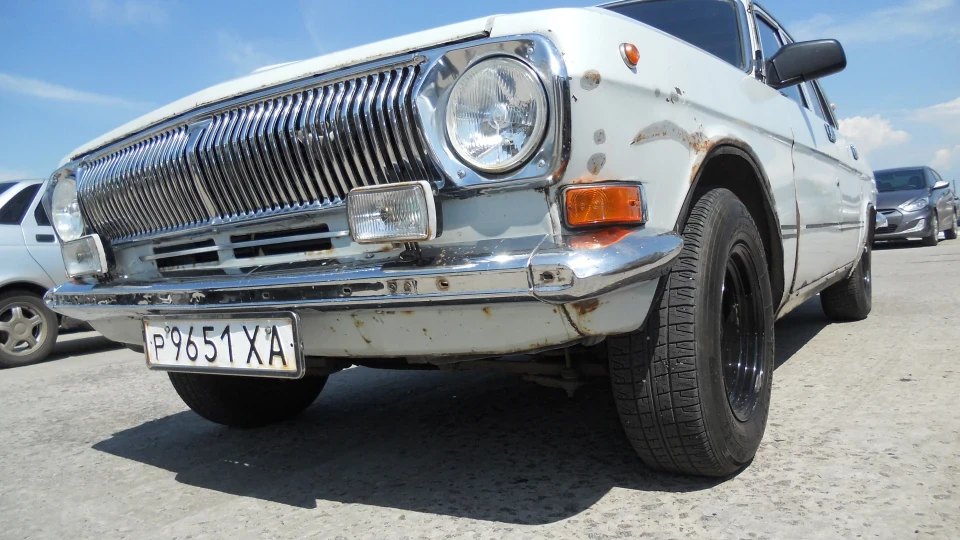 ГАЗ 24 Половинка V8 3