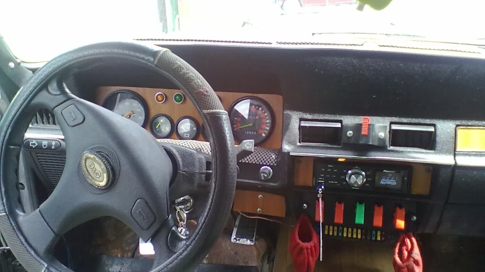 ГАЗ 24 сірий металік 4