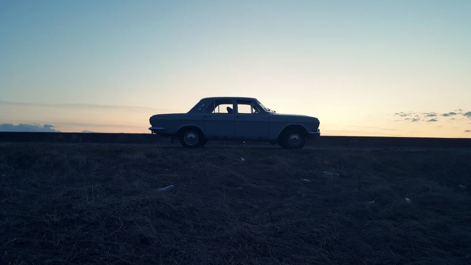 ГАЗ 24 Бабуся дає Жити 4