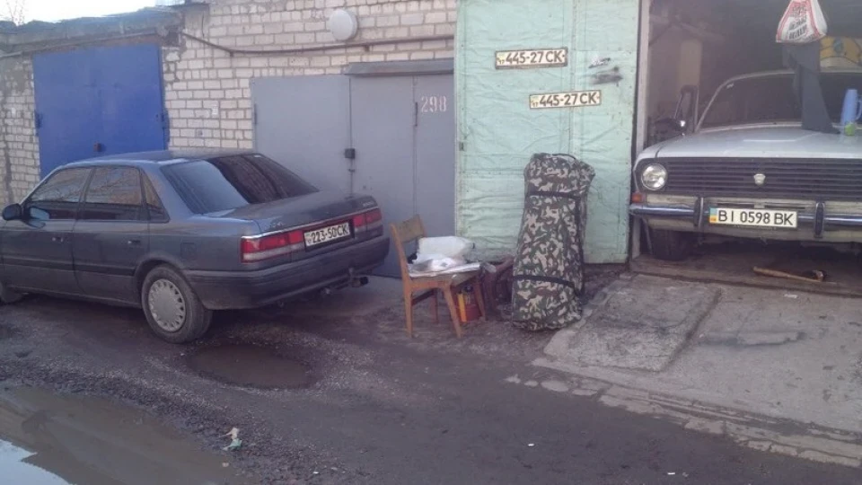 ГАЗ 24 білий корабель 4