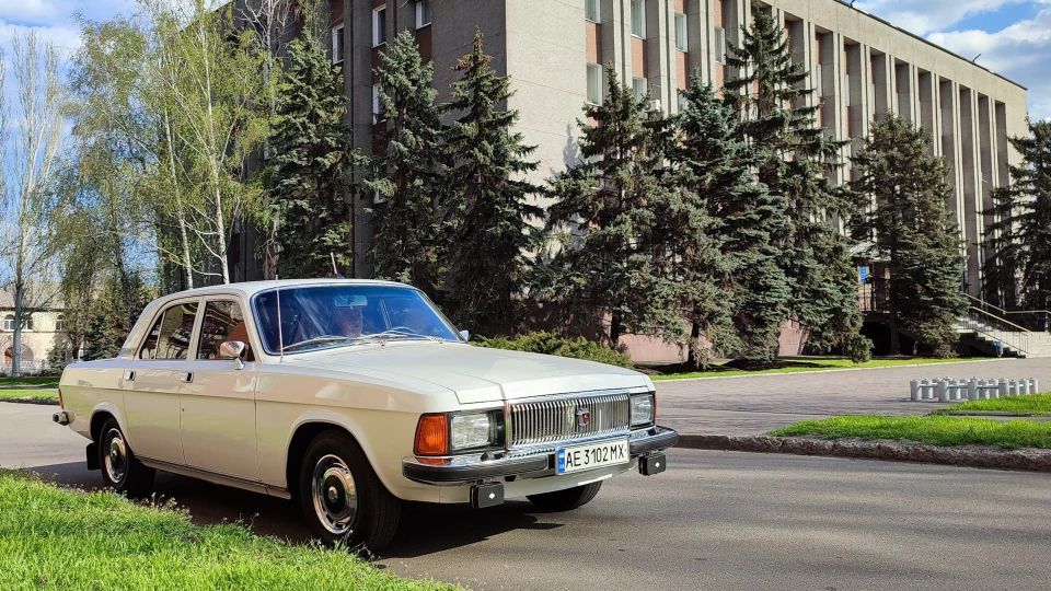 ГАЗ 31 02 Сіро-біла експортна