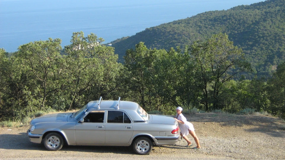 ГАЗ 31 105 Крайслер 2.4 L 3