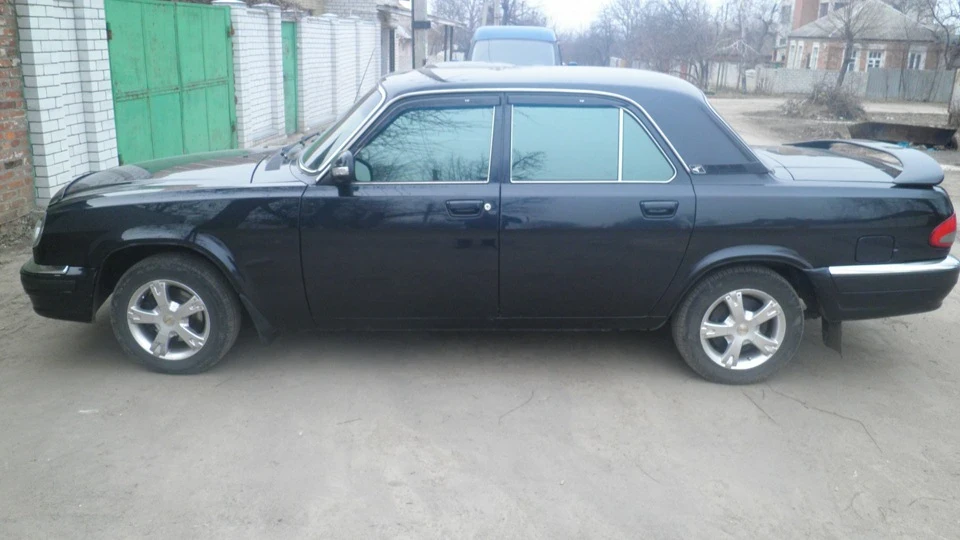 ГАЗ 31 газ31105 чорна 4