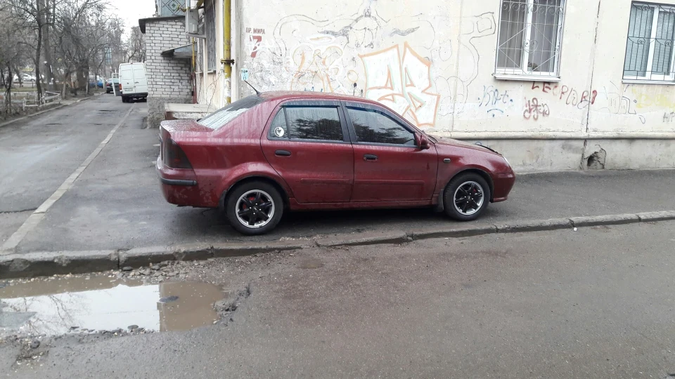 Geely CK 4