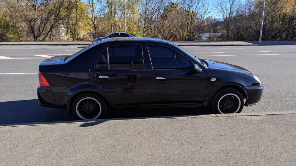 Geely CK 1.6 з люком 2