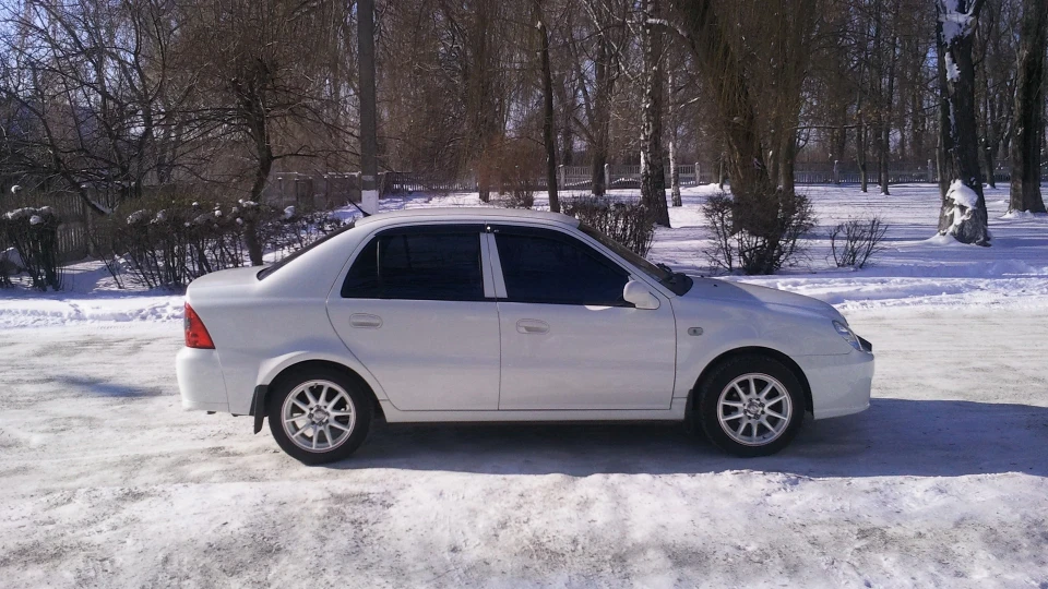 Geely CK Білосніжка 3