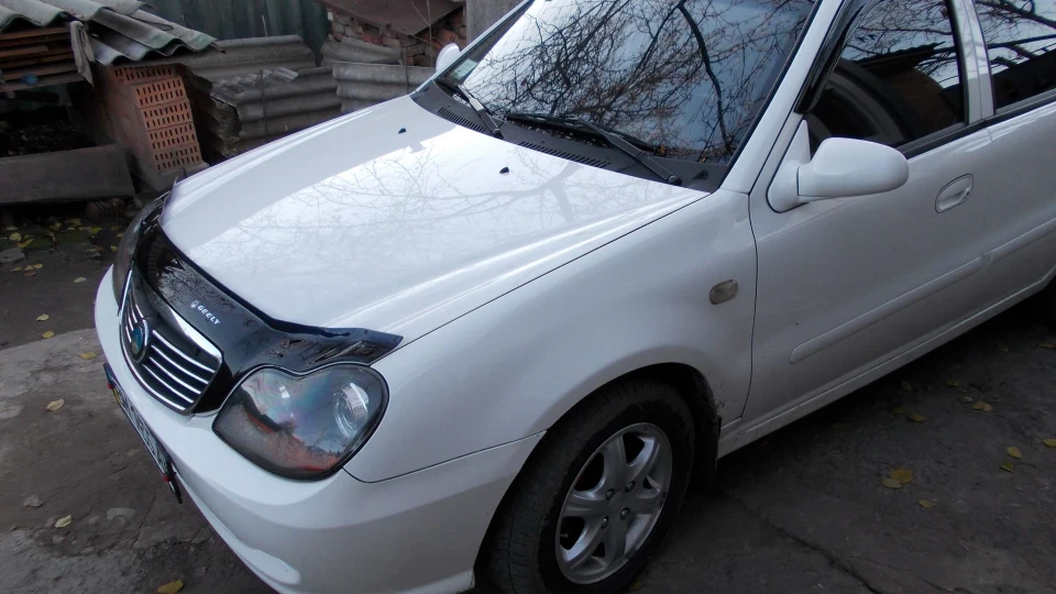 Geely CK bianco mosca 3