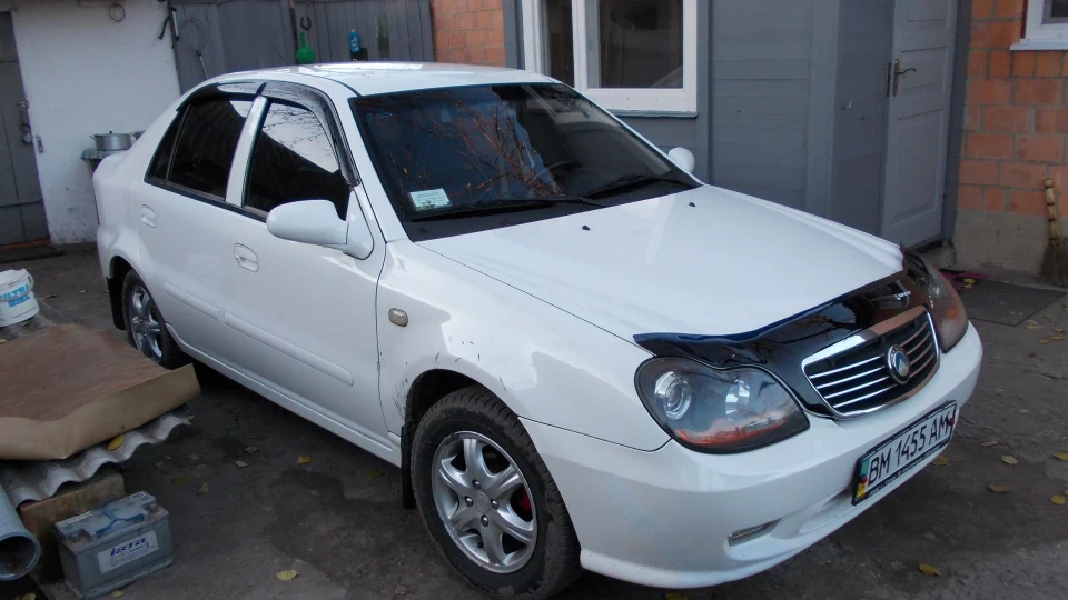 Geely CK bianco mosca 4
