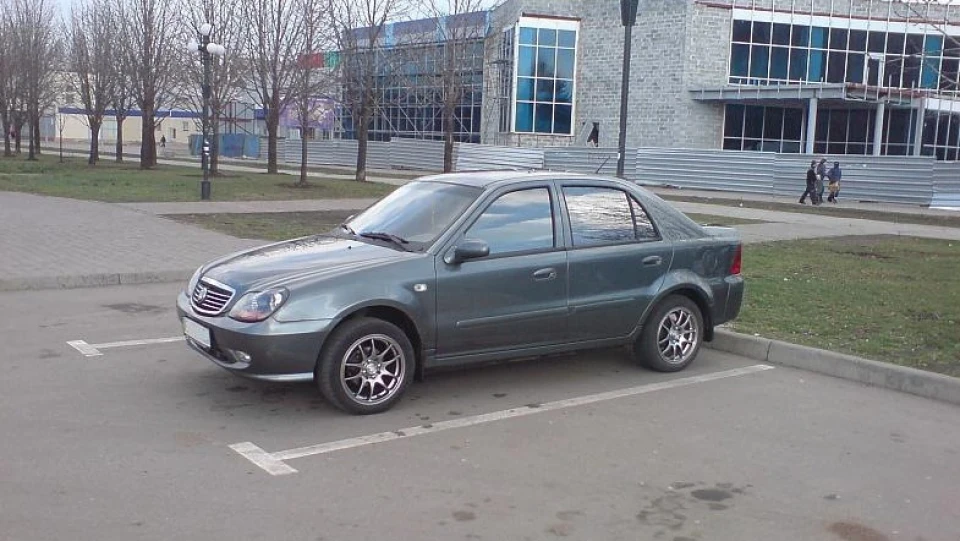 Geely CK Джулія