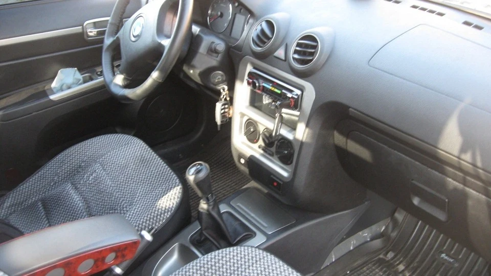 Geely CK Geely Comfort mini Mers 5