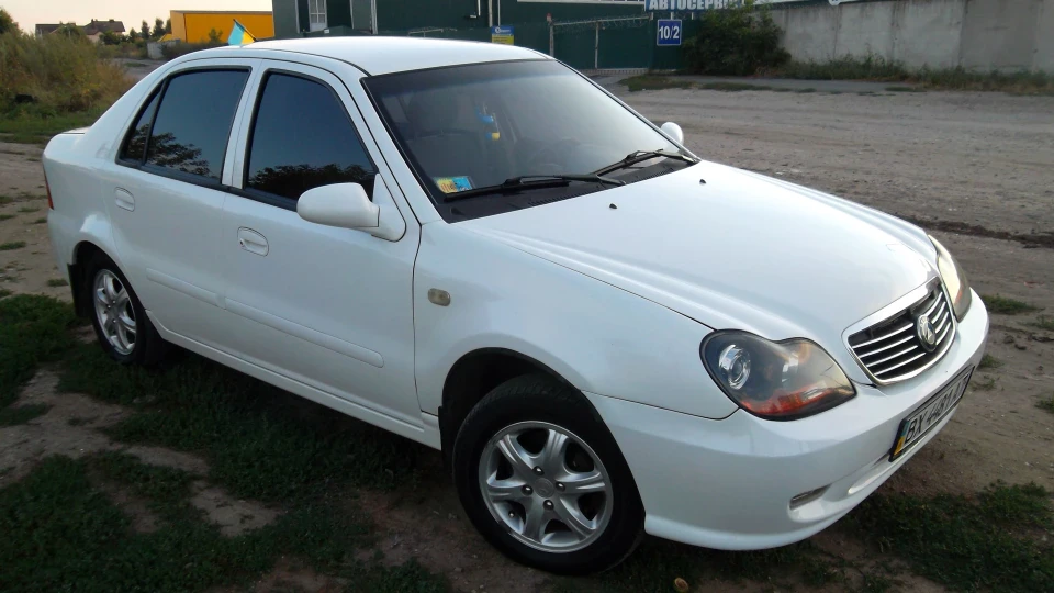 Geely CK Geelyntwagen 5