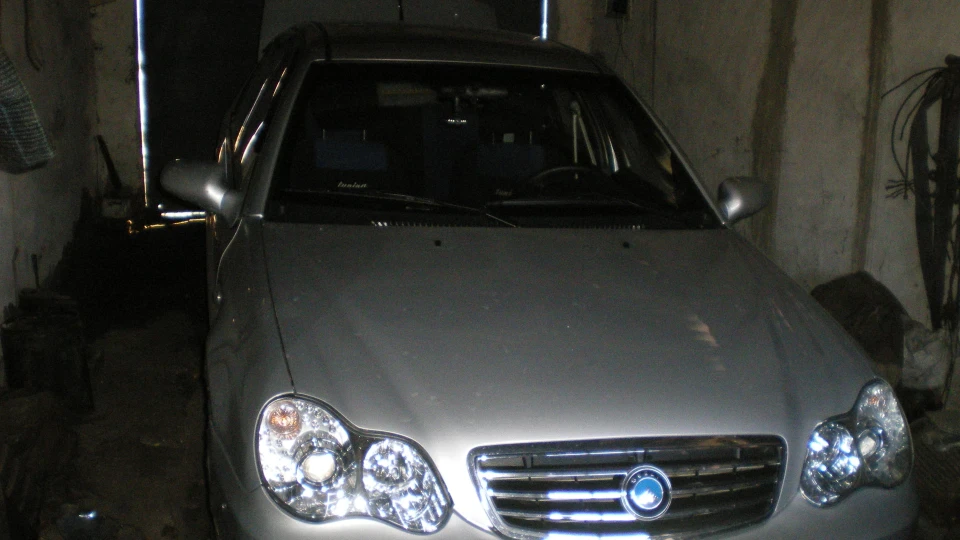 Geely CK GL-Silver Grey седан 2