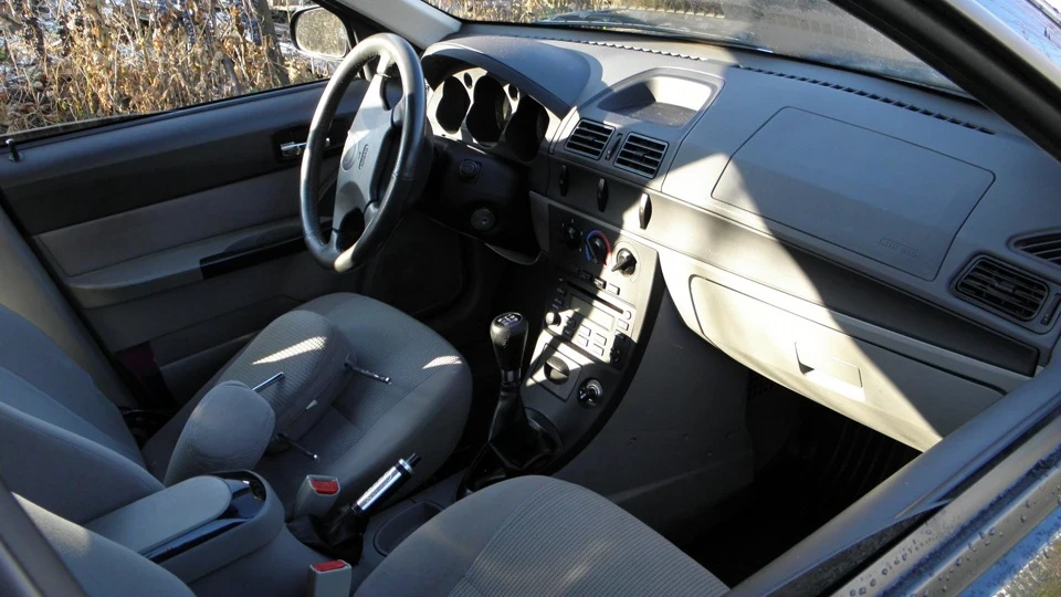 Geely CK GT 4