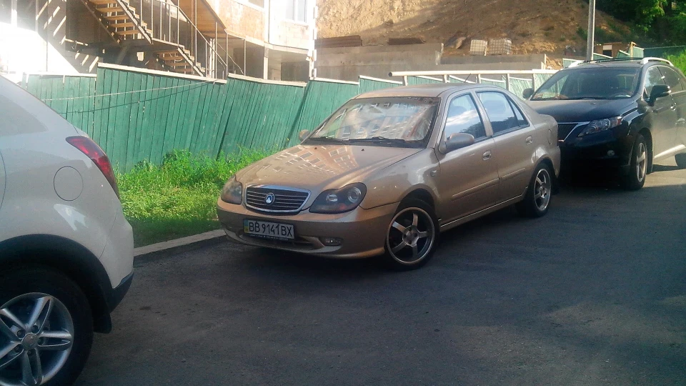Geely CK *Impress* м'як О_О 3