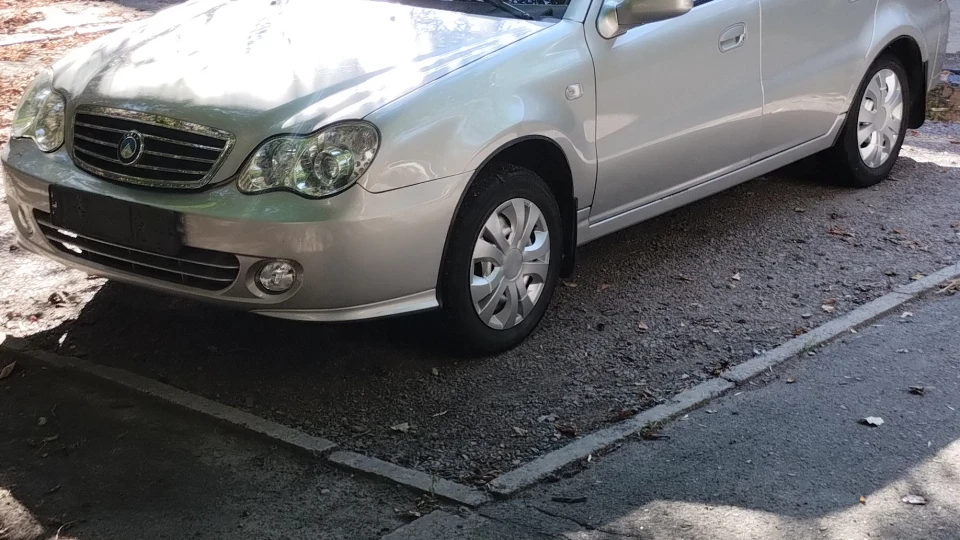 Geely CK Китайка)