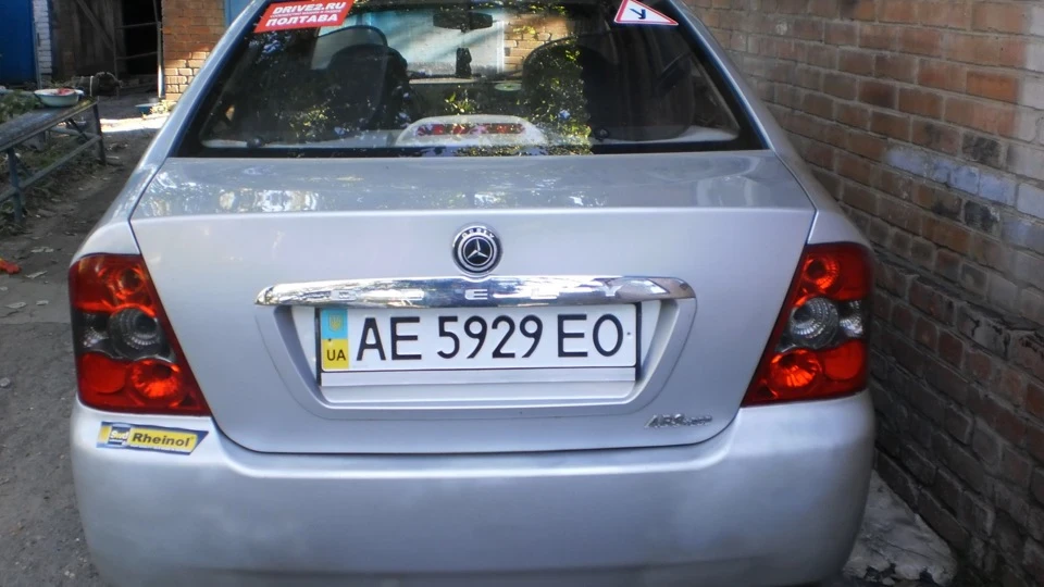 Geely CK LASTOCHKA 2