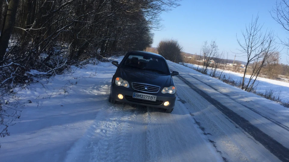 Geely CK Маленька стервочка