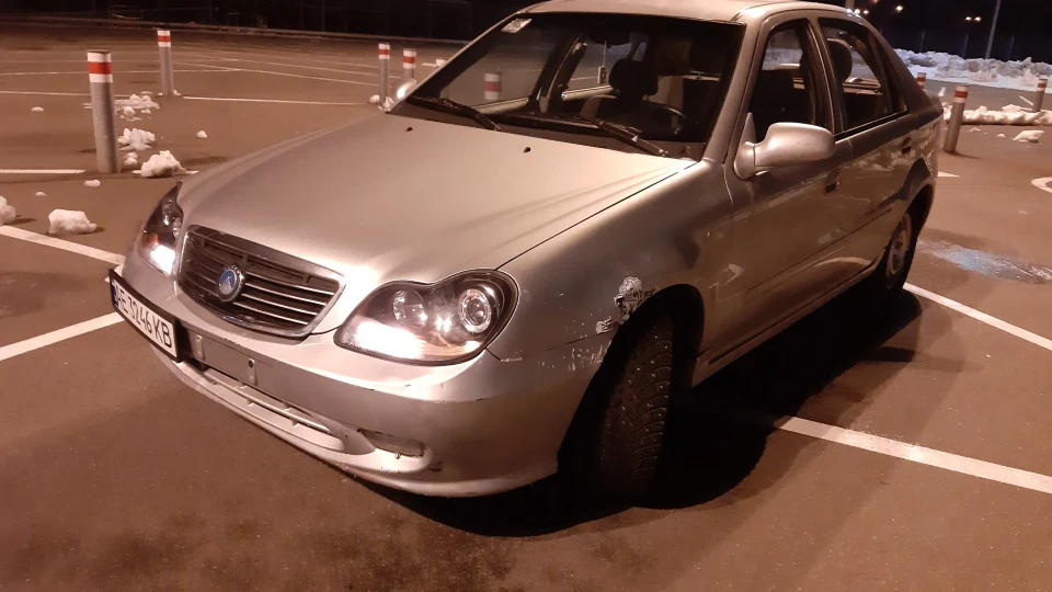 Geely CK Срібний серфер)) 5