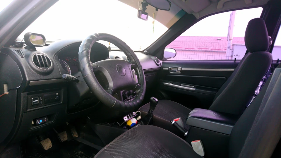 Geely CK темний Джин 2