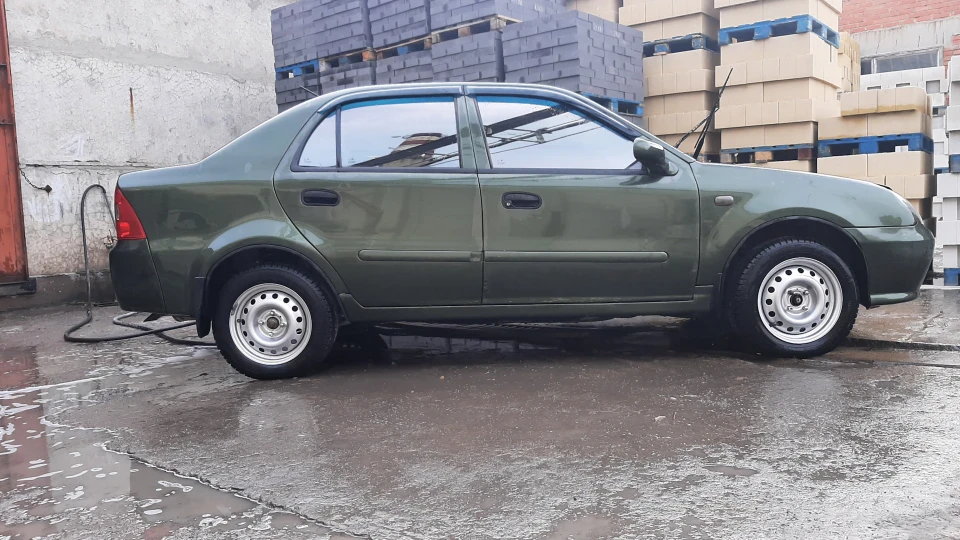 Geely CK Верде зелена красуня 2