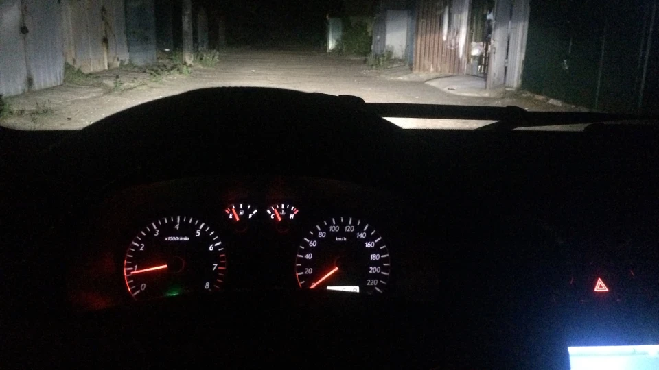 Geely CK WHITE Chinese 3