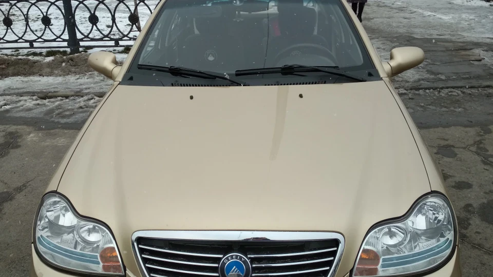 Geely CK золотце 3