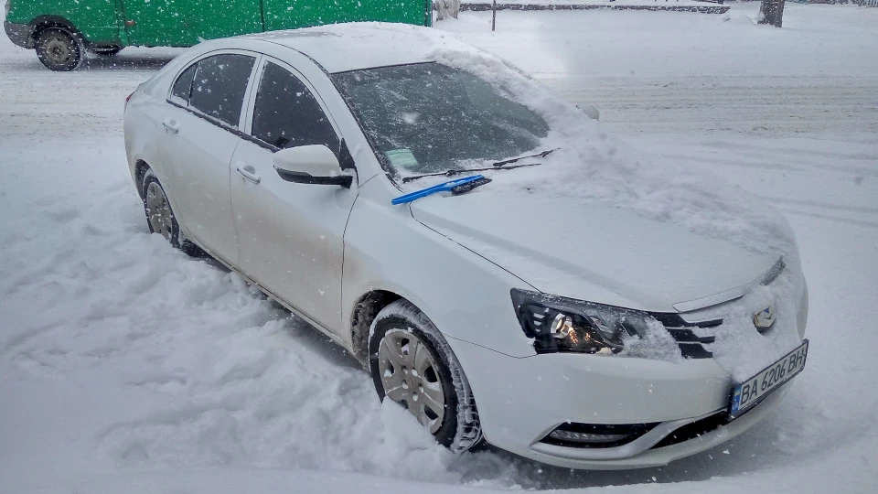 Geely Emgrand 7 3