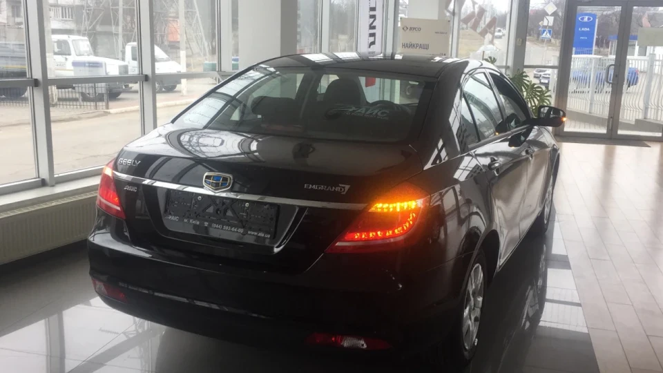 Geely Emgrand 7 1.5 класик 3