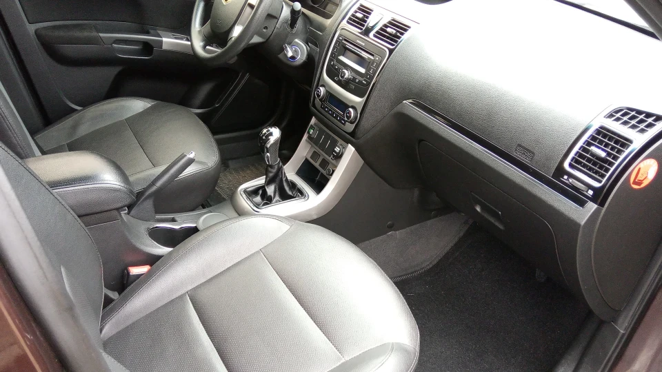 Geely Emgrand EC7 FE-1 2