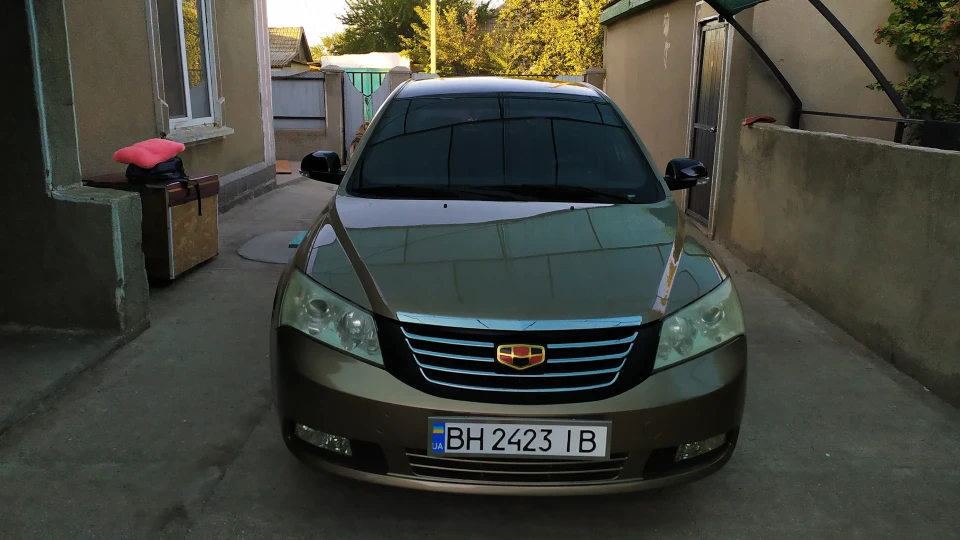 Geely Emgrand EC7 FE-1
