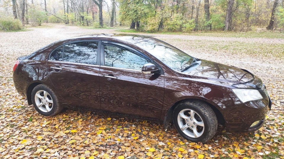 Geely Emgrand EC7 FE-1 3