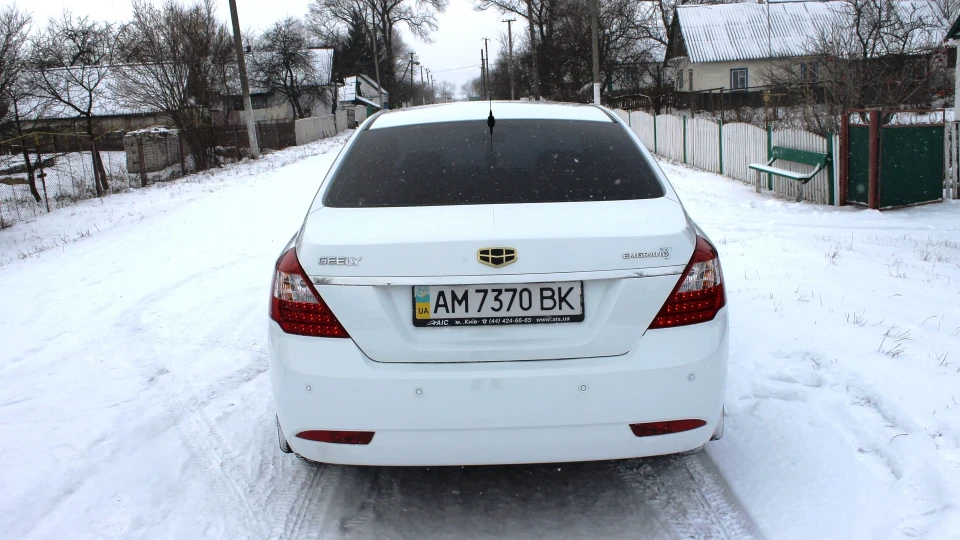 Geely Emgrand EC7 FE-1 2