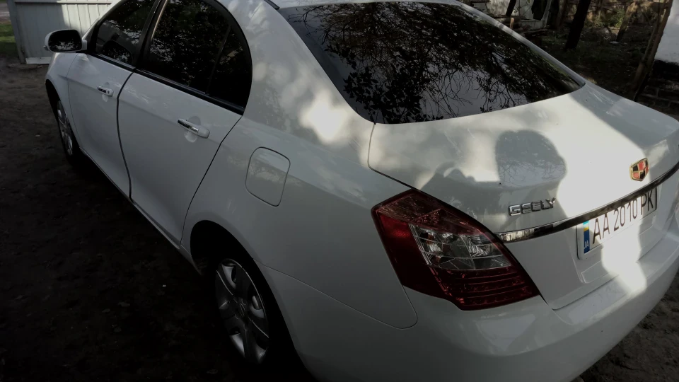 Geely Emgrand EC7 FE-1 2