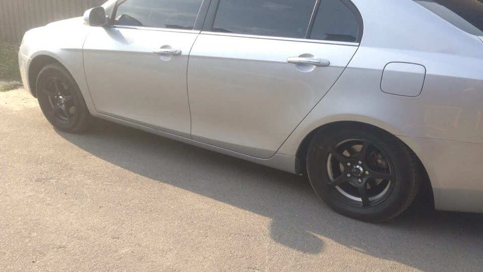 Geely Emgrand EC7 FE-1 1.5 сток 2