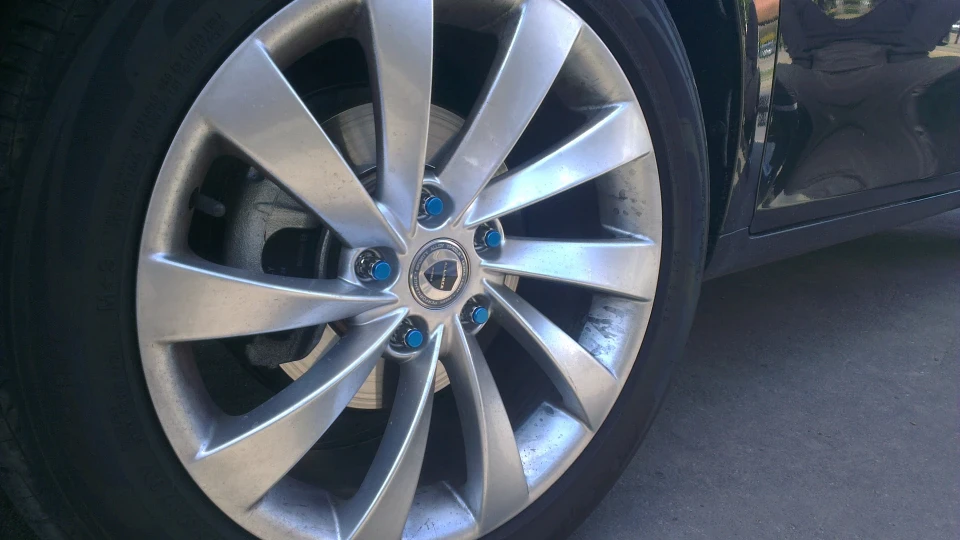 Geely Emgrand EC7 FE-1 1.8 Comfort 2