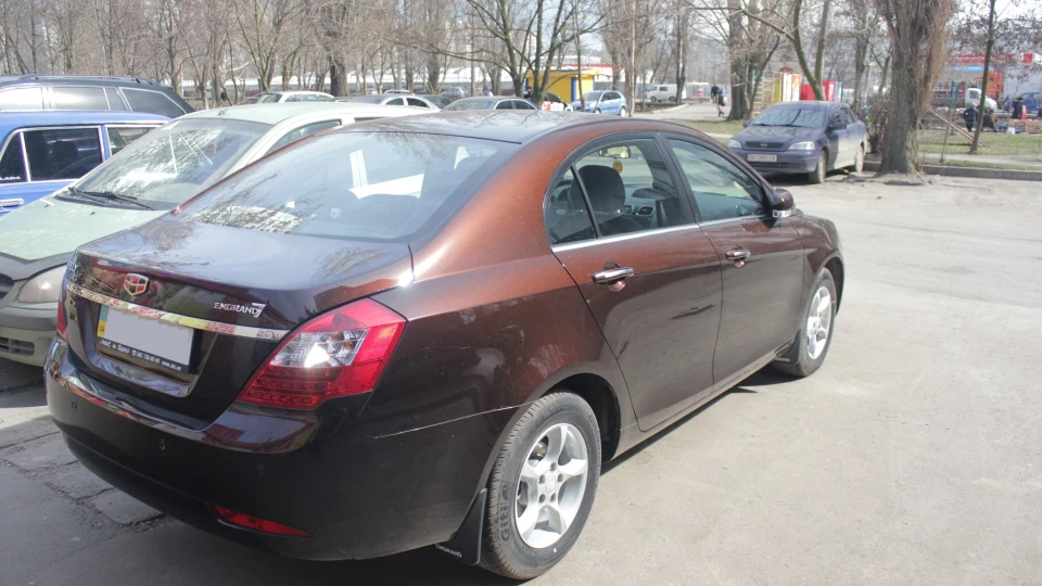 Geely Emgrand EC7 FE-1 Бордовий металік 5