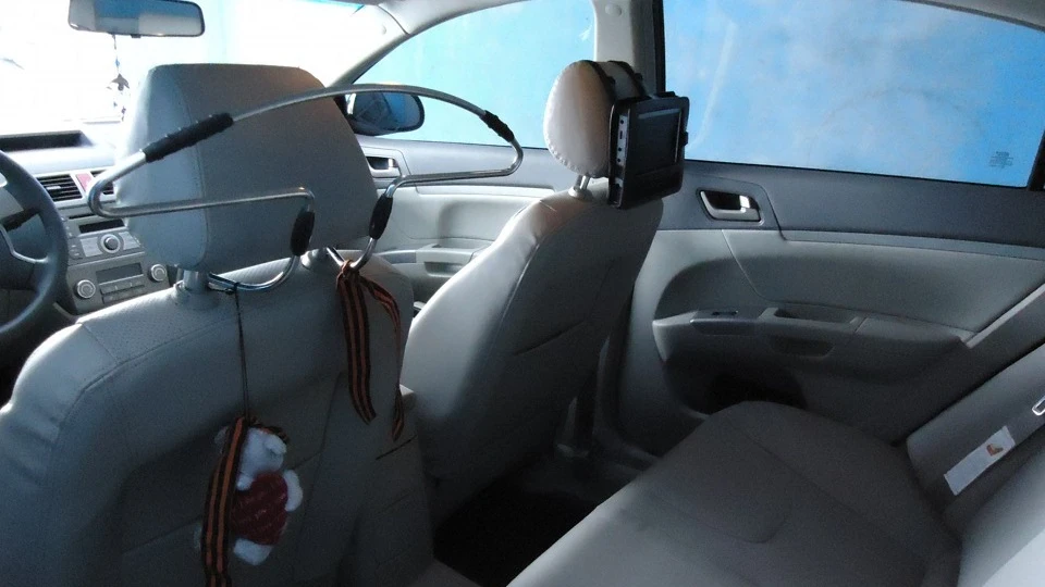 Geely Emgrand EC7 FE-1 емграндик 2