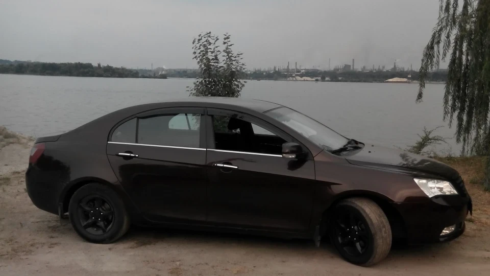 Geely Emgrand EC7 FE-1 Еміліо 3