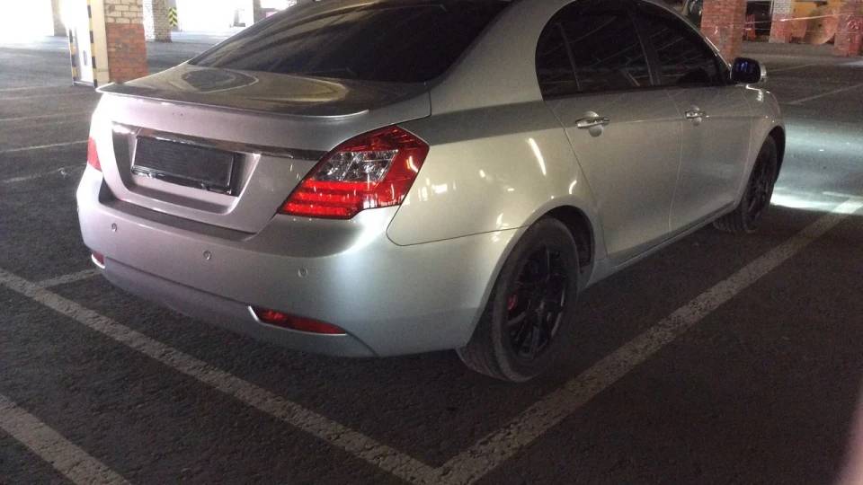 Geely Emgrand EC7 FE-1 Luxury 1.8МT 130 л.с. 3