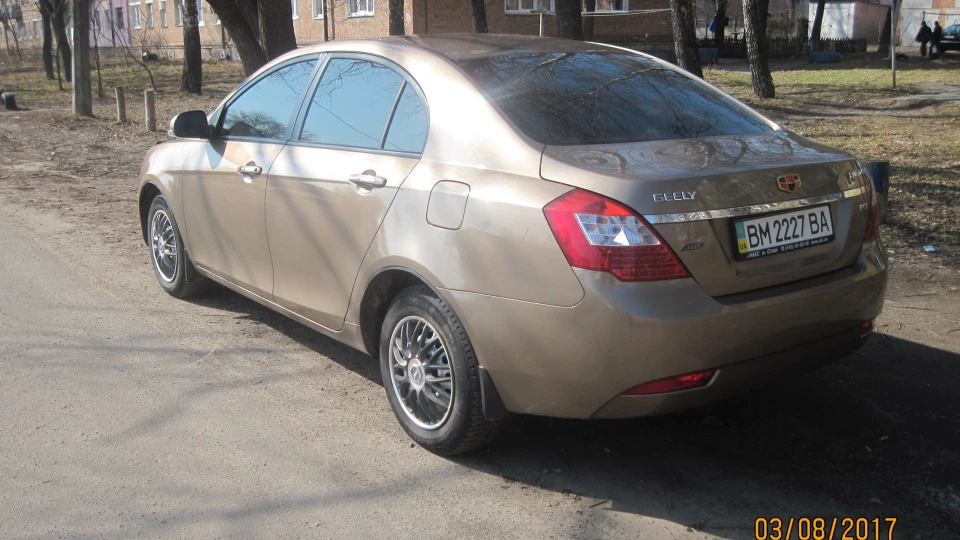 Geely Emgrand EC7 FE-1 просто китаєць 3