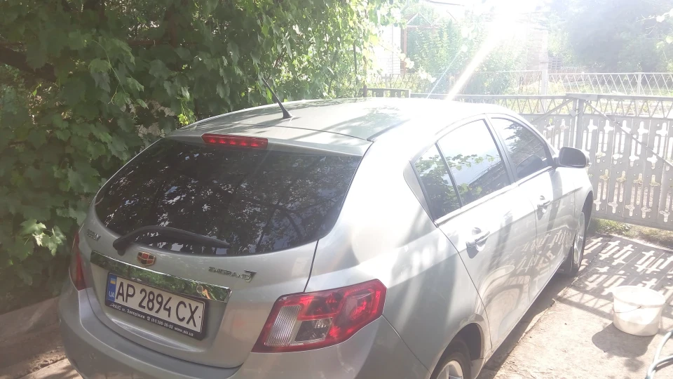 Geely Emgrand EC7 RV 2
