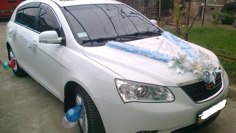 Geely Emgrand EC7 RV 2