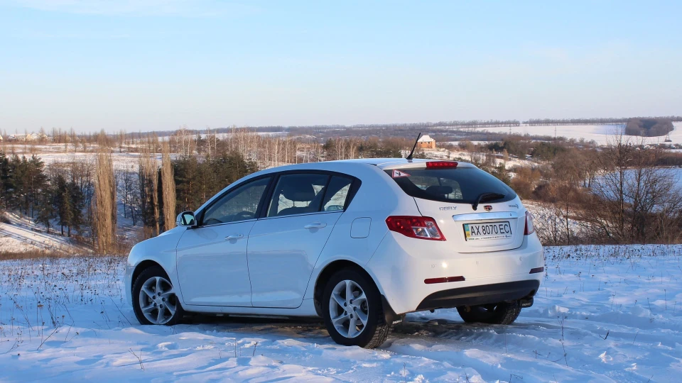 Geely Emgrand EC7 RV 2
