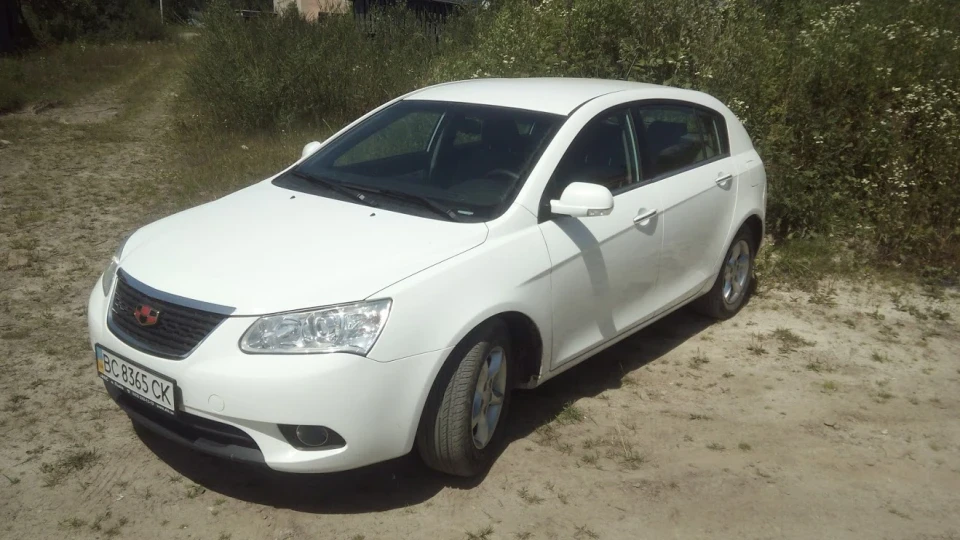Geely Emgrand EC7 RV