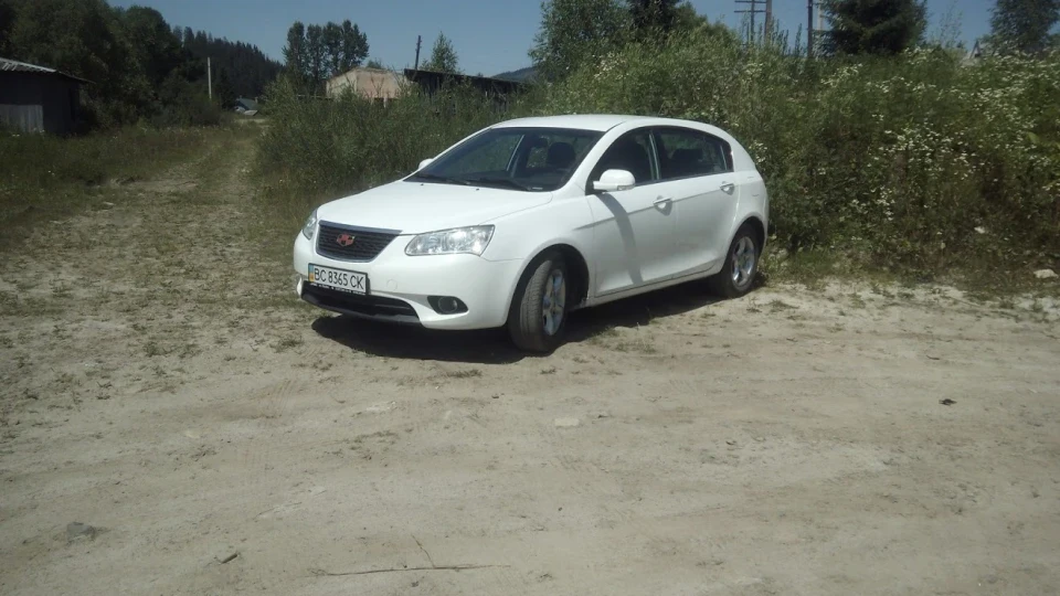 Geely Emgrand EC7 RV 2