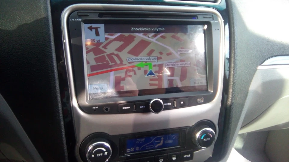 Geely Emgrand EC7 RV 4